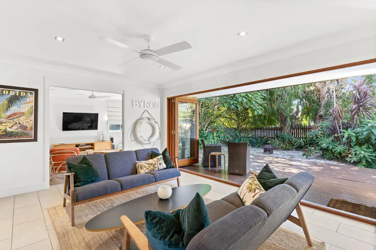 Florida On Carlyle Street Villa Byron Bay